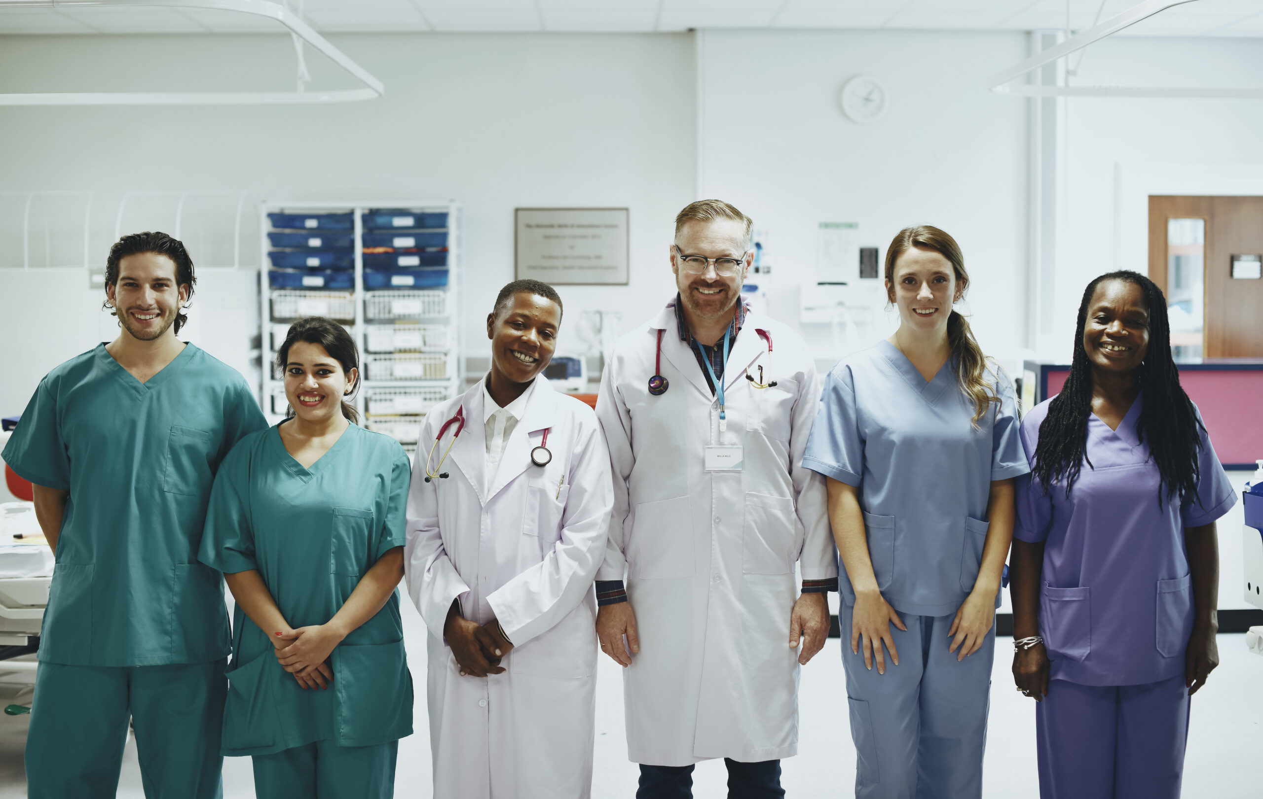 How to Choose Top Healthcare Speakers: A Practical Guide for Event Planners