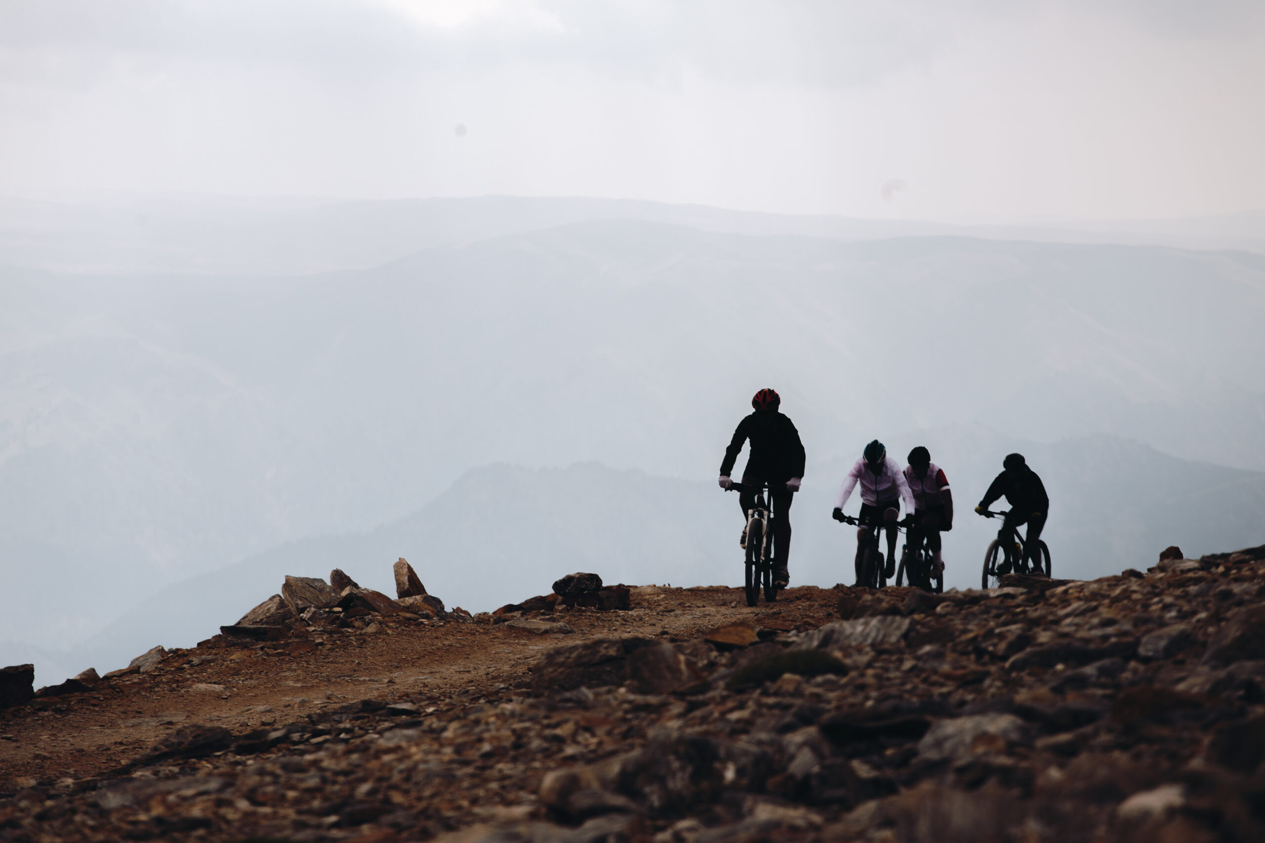 How to Book Sports and Adventure Keynote Speakers: A Simple Guide for Conference Planners