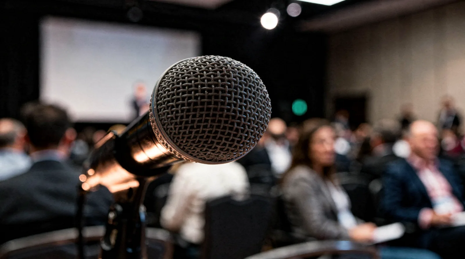 Real connection separates a keynote worth remembering from one attendees forget by lunch. A stock