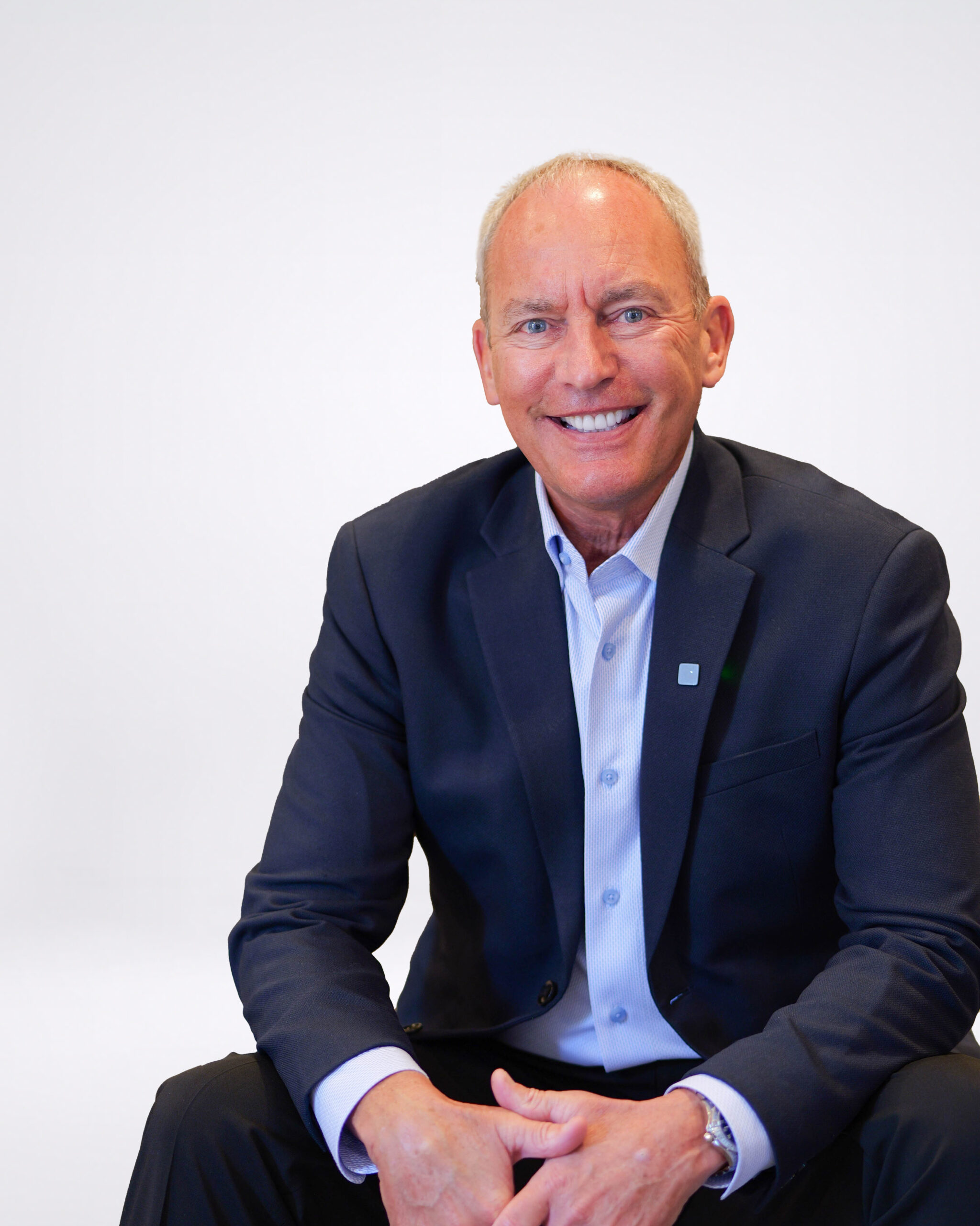 Professional headshot of leadership expert and keynote speaker Steve Gutzler.